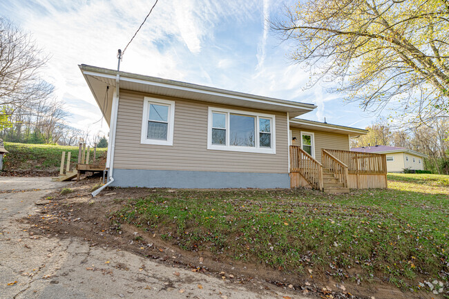 Building Photo - 297 Benson Pike Rental