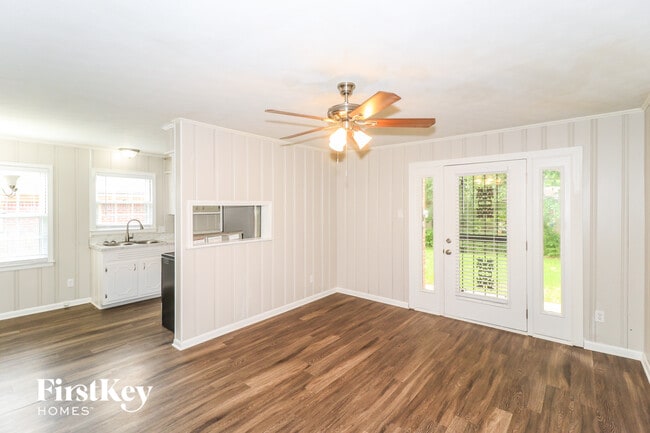 Photo - 1781 Dorrie Ln