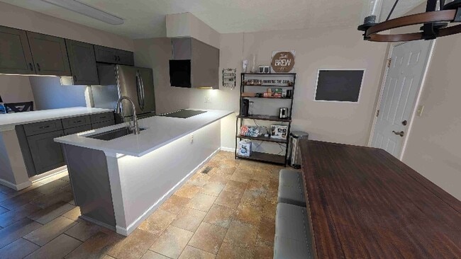 Photo - 144 Villa Dr