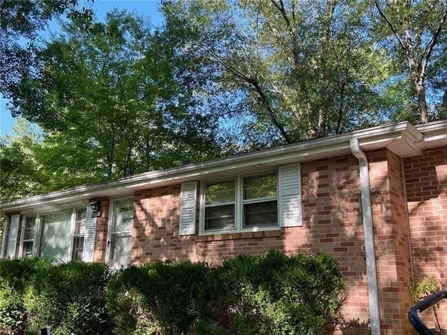 Photo - 3743 Jiles Rd