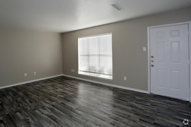 Casa adosada de 2 HAB/2.5 BA - XNewport Landing