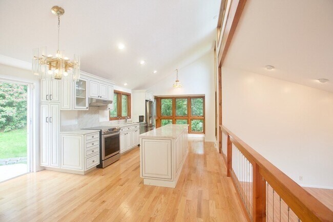 Photo - 54 Drumlin Rd