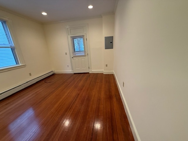 Photo - 447 Centre St