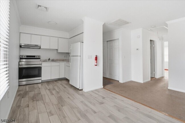 109 Quarry Rd Unit 100