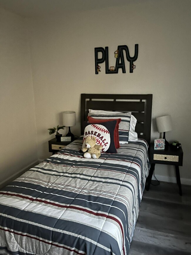 Photo - 36563 Beutke Dr