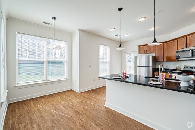 Bauer 2BR, 2BA - 1,205SF - Kitchen/Dining