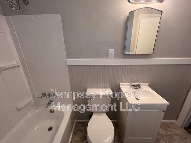 Photo - 3417 1/2 6th Street