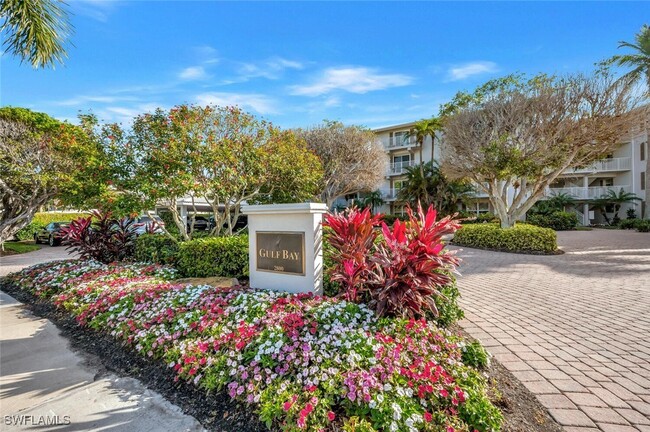 Photo - 2800 Gulf Shore Blvd N Condo Unit 303