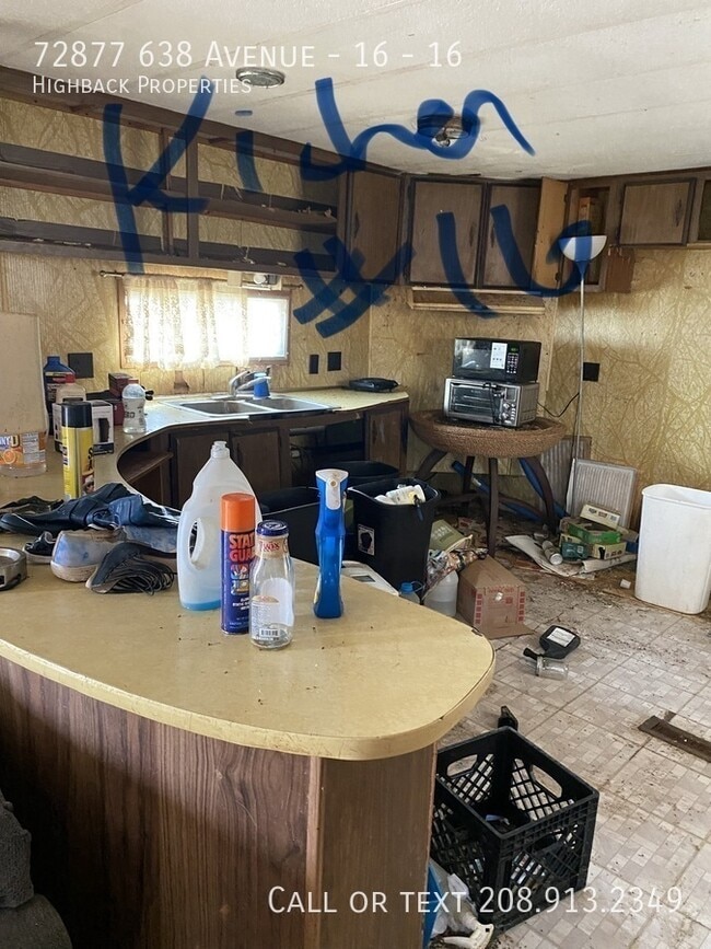 Photo - 72877-72638 638 Ave