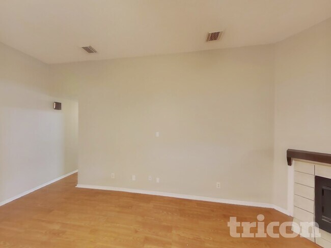 Photo - 1424 Savannah St