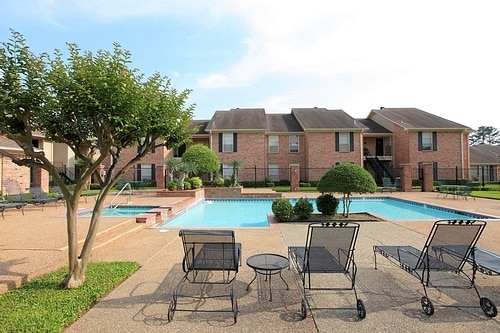 Pool - Hunter's Glen