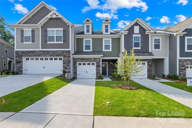 Photo - 1930 Highland Park Dr Townhome