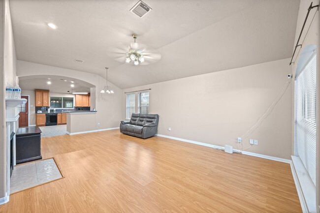 Photo - 10315 Kennewick Dr