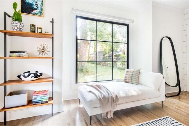 Photo - 192 Stovall St SE