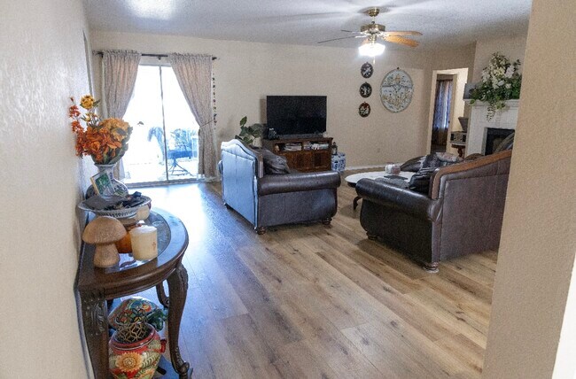 Photo - 2601 Mason Dr