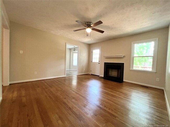 Photo - 715 Ashburton Dr