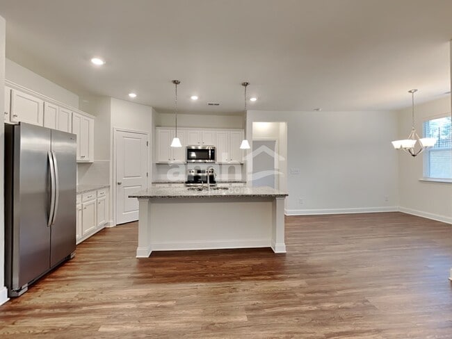 Photo - 426 Levon Ct