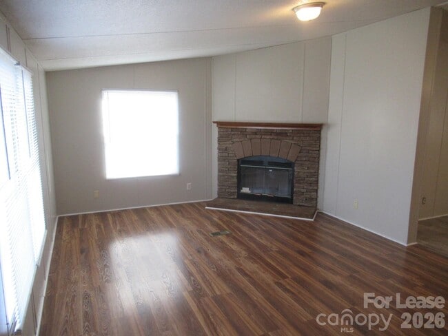 Photo - 1157 Birkdale Ln