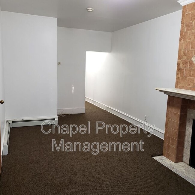 Photo - 871 Wynnewood Rd