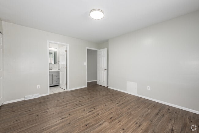 2BR, 2BA - 1,043SF - Primary Bedroom - Milford Station