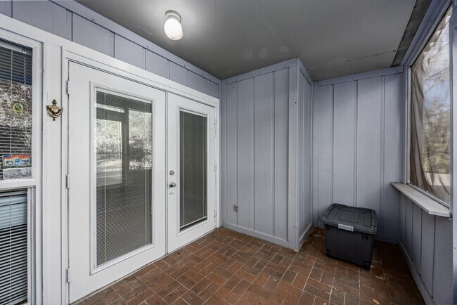 Photo - 6519 W Newberry Rd