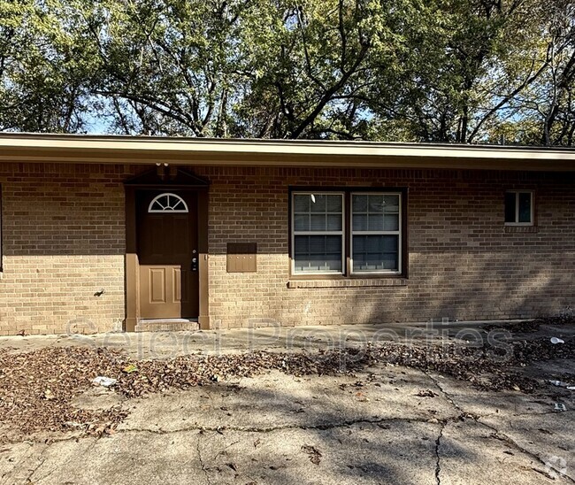 Building Photo - 819 W Matthews Ave Rental