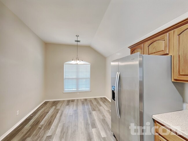 Photo - 1609 Hillside Dr