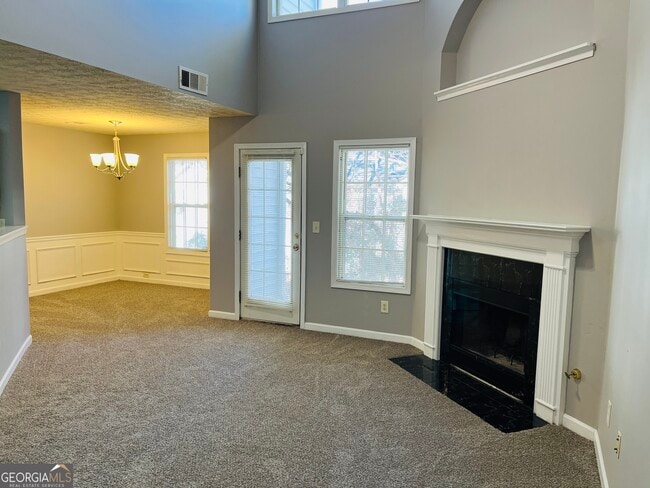 Photo - 2119 Manhattan Pkwy