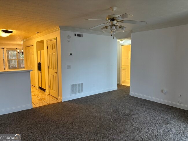 Photo - 12 Intown Pl