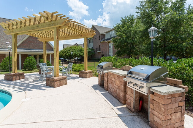 Outdoor Kitchen