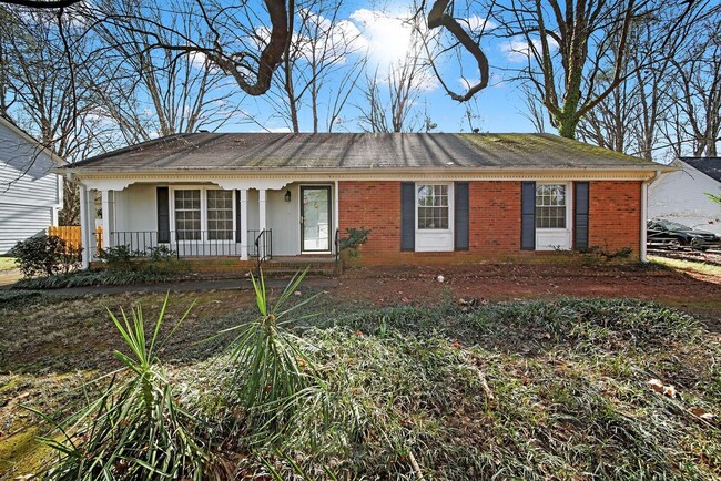 Lovely Three Bed Two Bath Ranch Home In a ... - Lovely Three Bed Two Bath Ranch Home In a ...