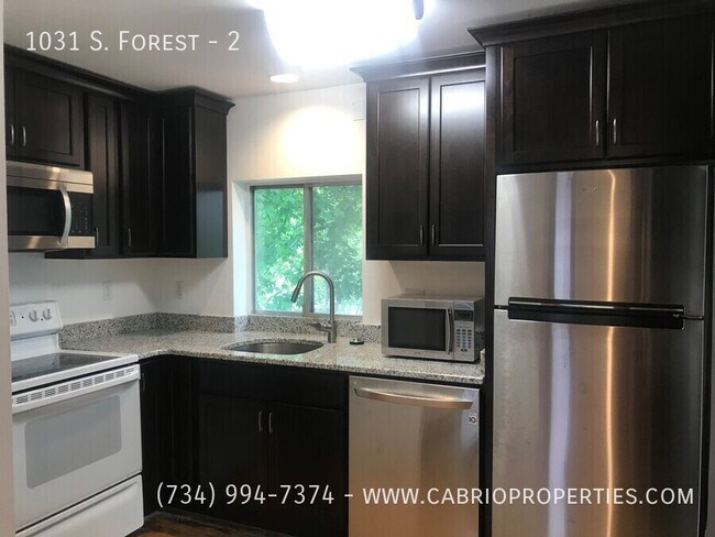 Photo - 1031 S Forest Ave Unit 2