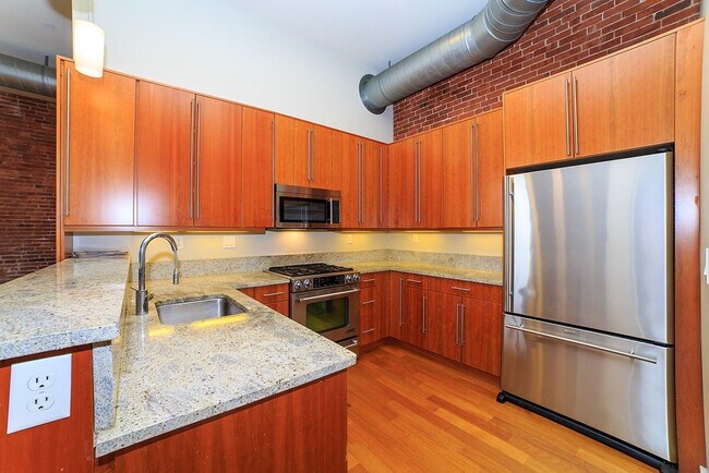 Photo - 125 B St Unit 3A