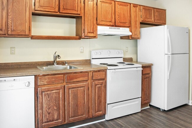 Photo - End-unit Townhouse with large yard