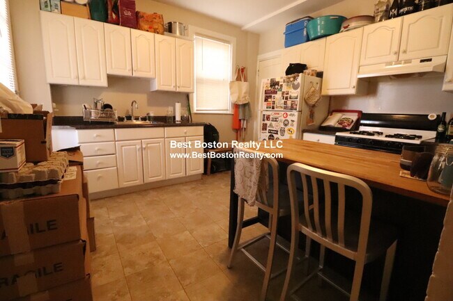 Photo - 63 Dana St Unit 8