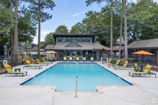 Pool - Estates at Cypress