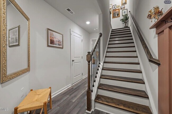 Photo - 1052 Shoreside Dr