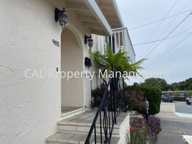 Building Photo - Charming 3 Bedroom in Monterey, CA Rental