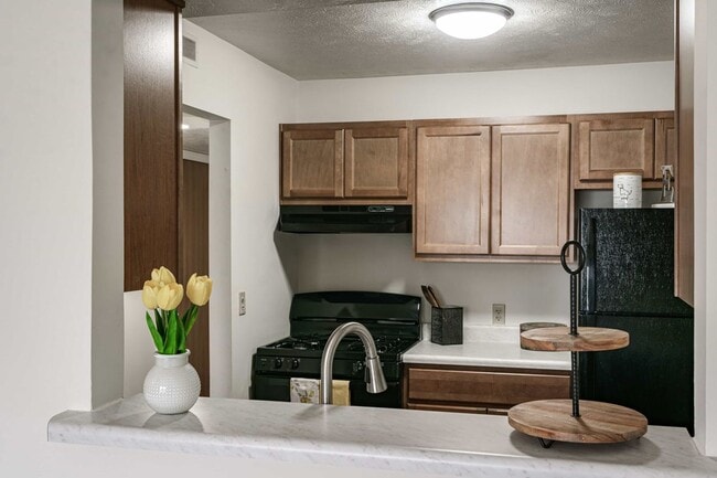 Emerald Pointe Apartments