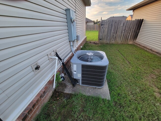 Photo - 22 Apricot Dr