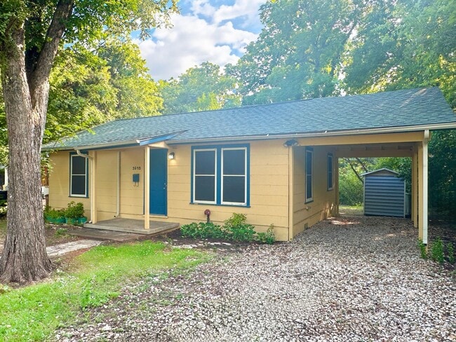 East Austin 2x1 Home! - East Austin 2x1 Home!