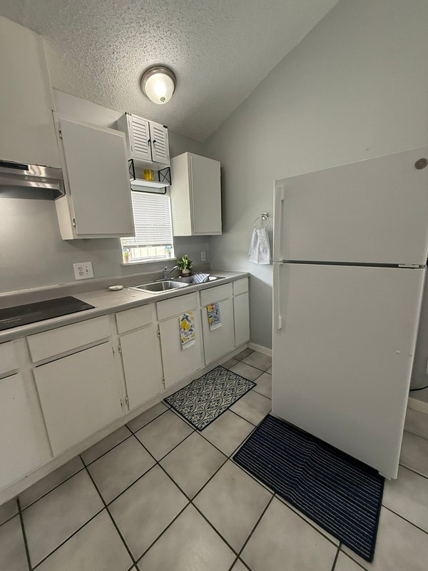 Photo - 1750 Morales St