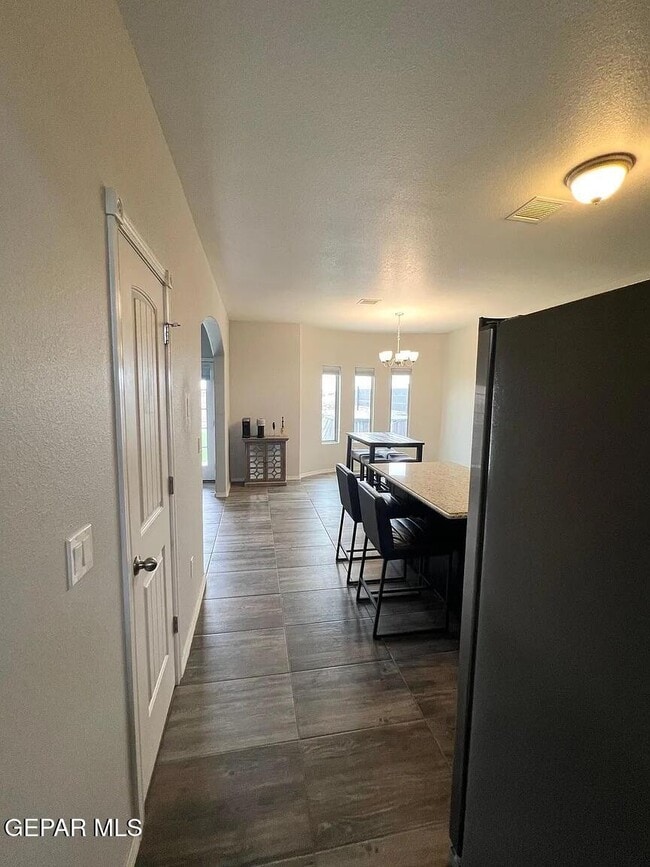 Photo - 15120 Method Ave