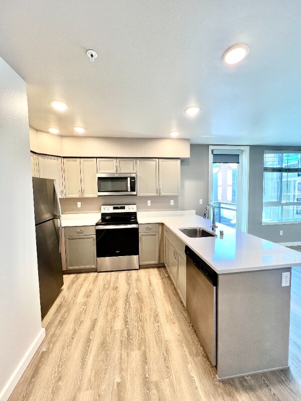 Photo - 2330 Yakima Ct Unit D301