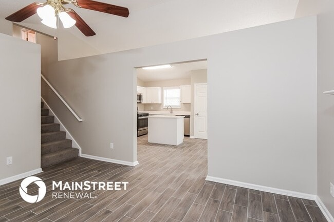 Photo - 212 Remington Ct