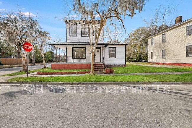 Photo - 1921 Reynolds St