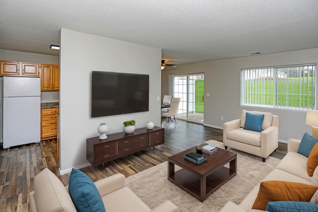 Building Photo - Georgetowne Homes