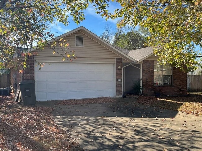 Photo - 1143 S Liberty Dr