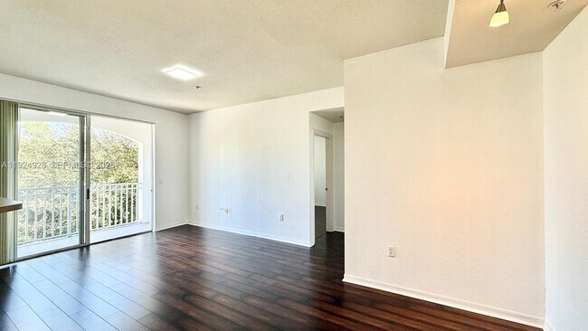 Photo - 11032 Legacy Dr Unit 301