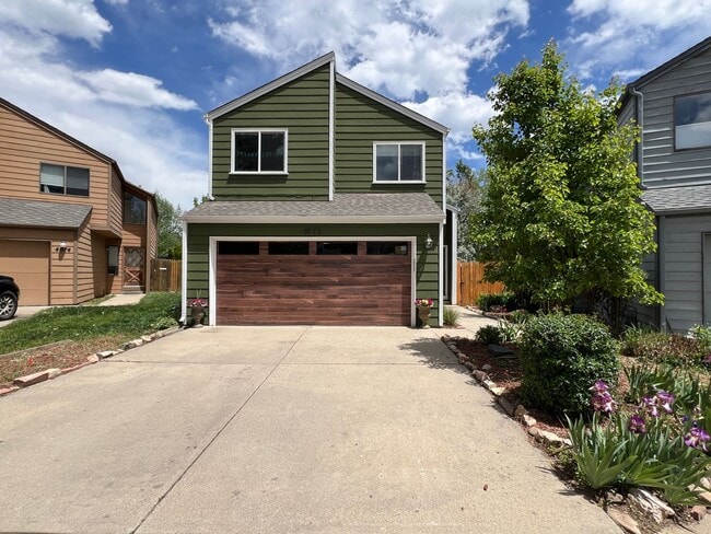 Building Photo - Beautiful 3 Bed/3 Bath in North Boulder Available 7/6